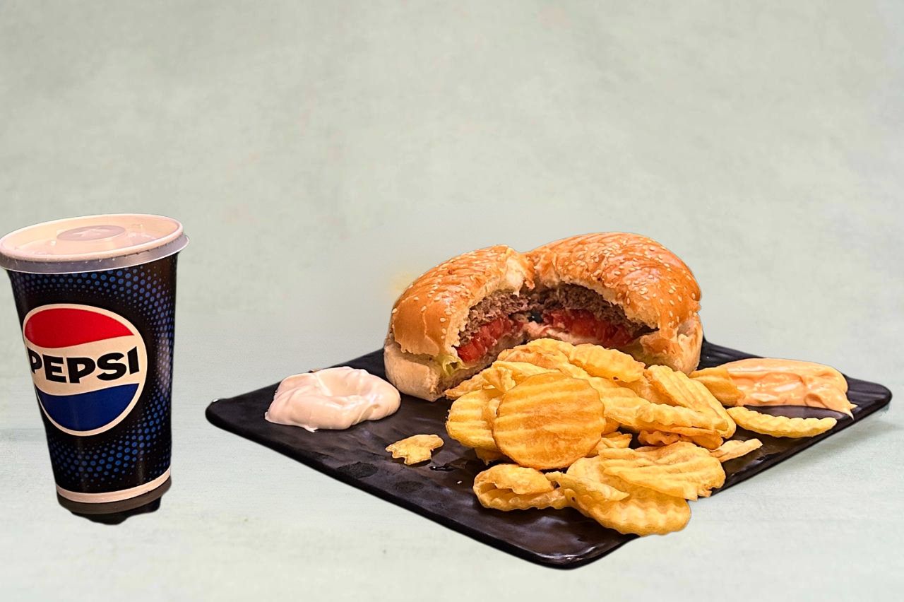 ژه‌ما برگەرا گۆشتی باربیکیو