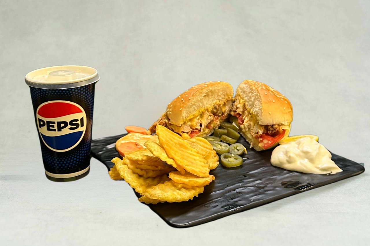 ژه‌ما سه‌ندویچا مریشکێ هالاپینۆ